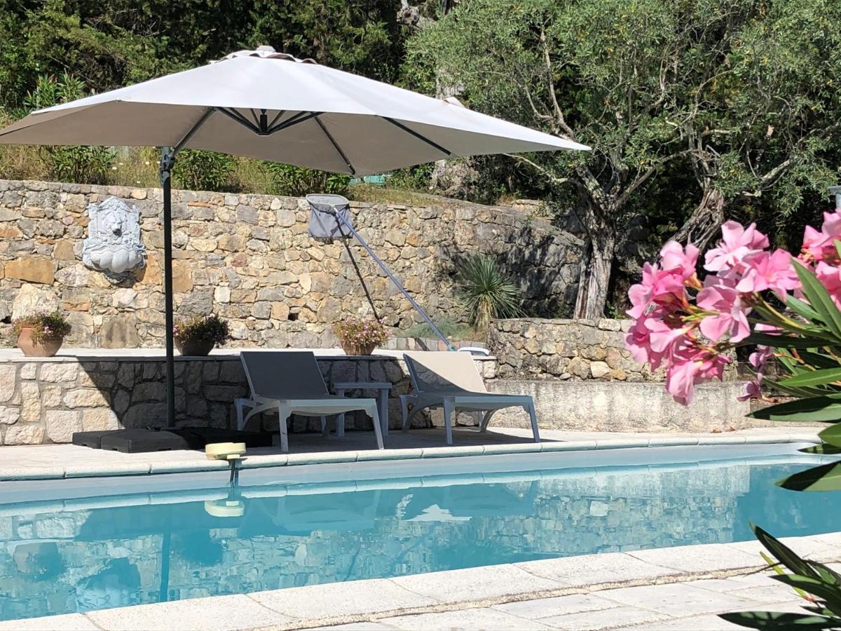 Mas Lou Piastoun Bed & Breakfast ฟายองซ์ ภายนอก รูปภาพ