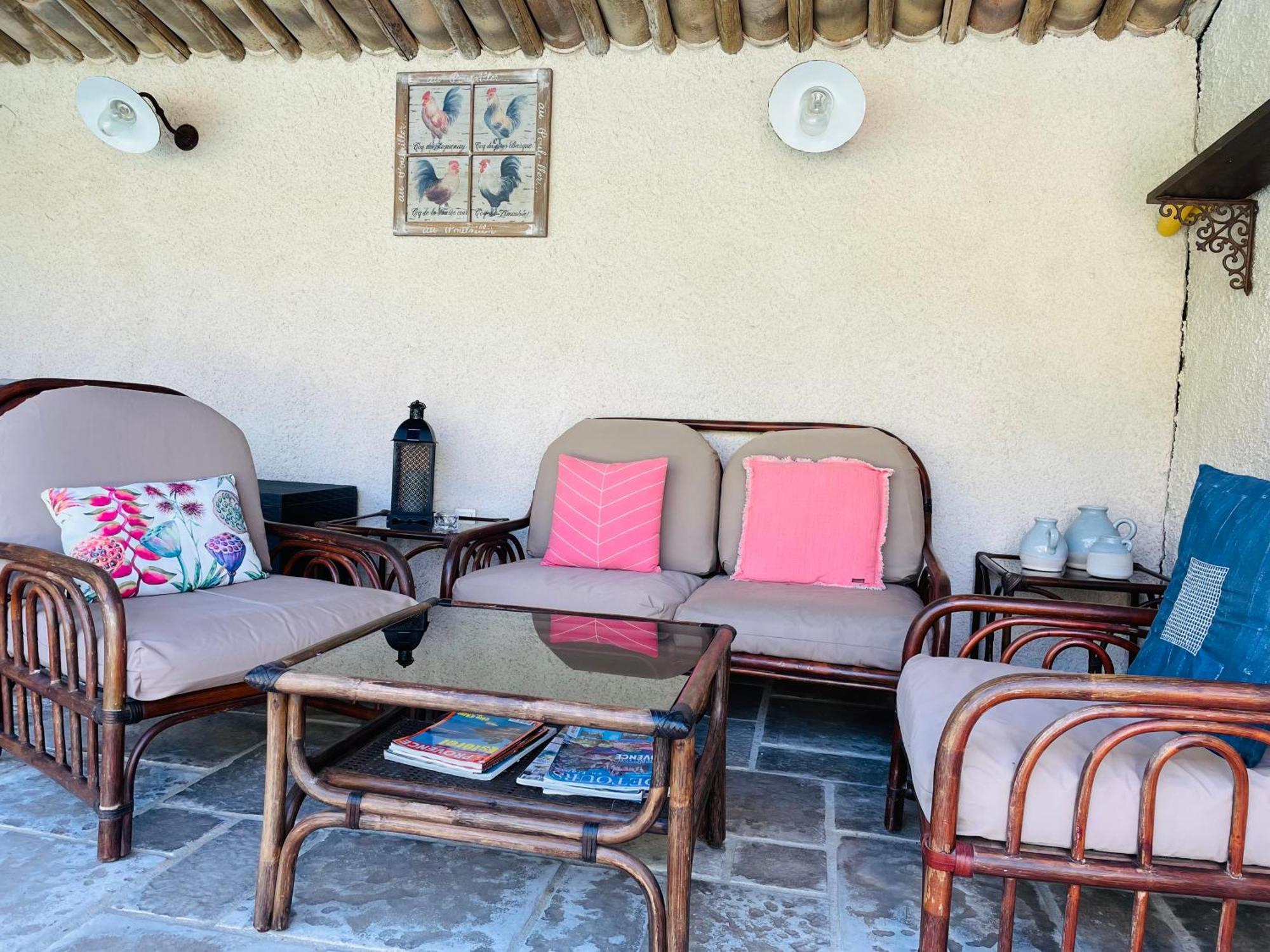 Mas Lou Piastoun Bed & Breakfast ฟายองซ์ ภายนอก รูปภาพ